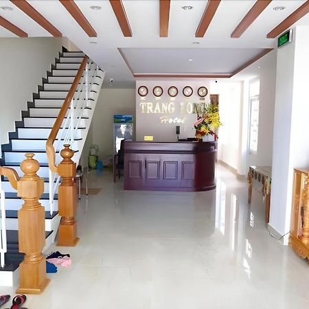 Hotel Oyo 587 Trang Long Nha Trang Esterno foto