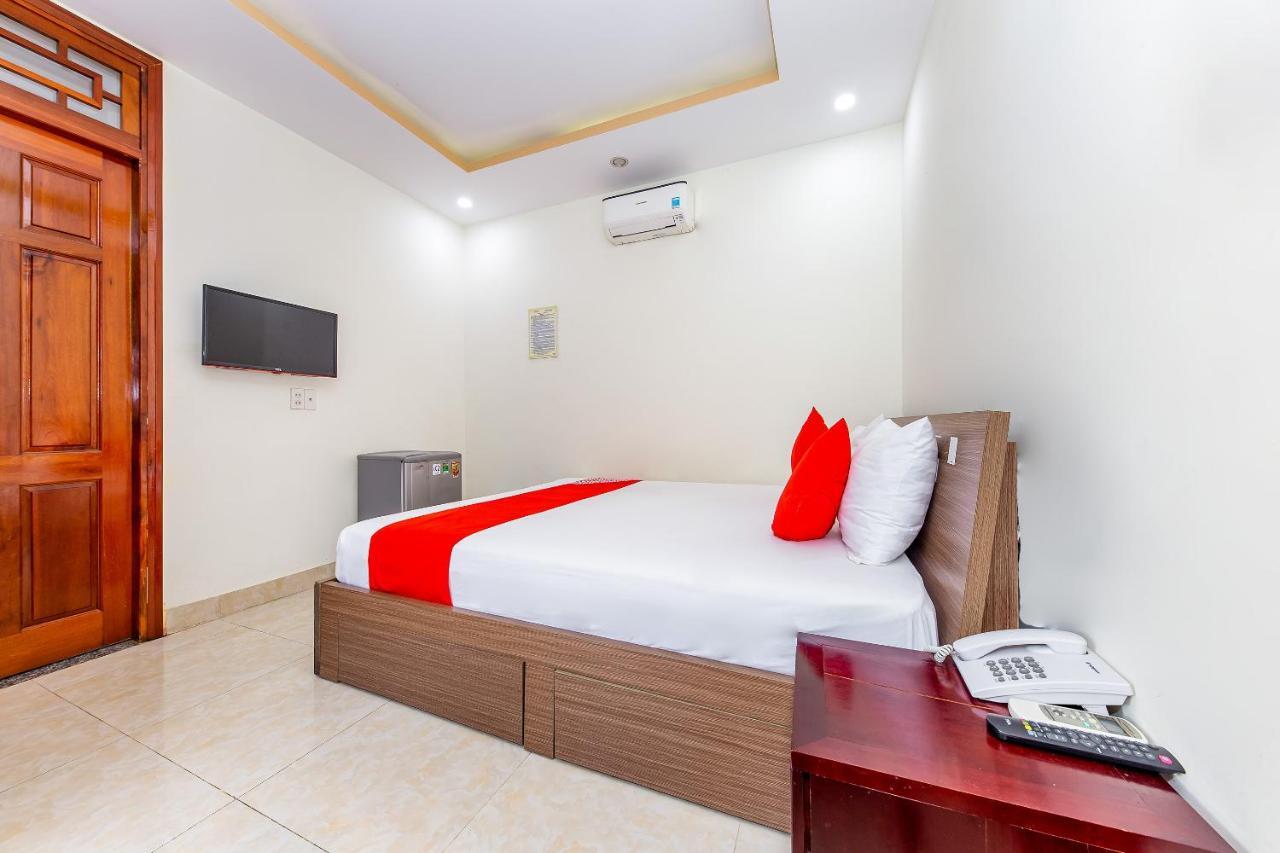 Hotel Oyo 587 Trang Long Nha Trang Esterno foto