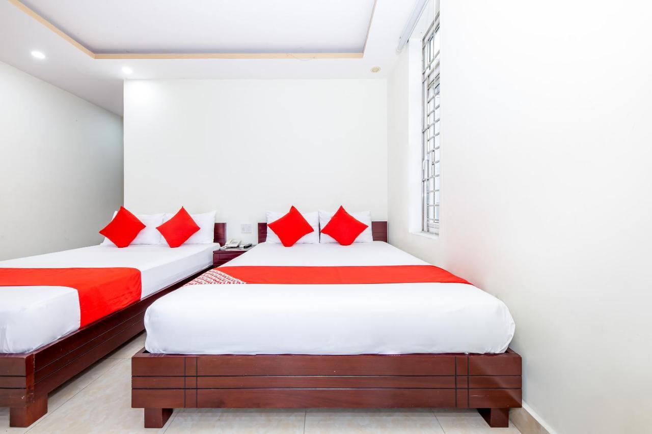 Hotel Oyo 587 Trang Long Nha Trang Esterno foto